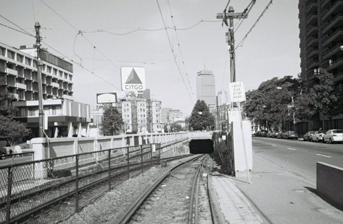 Tunnel